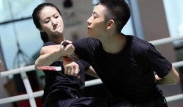 余罪 全集在线观看,罪与罚的青春对决，全集在线观看，揭秘正义与邪恶的较量